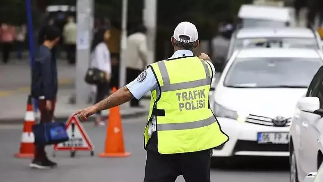 Bakanlık kararı onayladı: bu otomobillerin trafiğe çıkması yasaklanacak