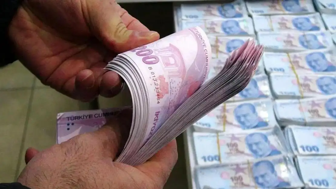 En düşük emekli aylığına zam gelecek mi? AK Parti açıkladı