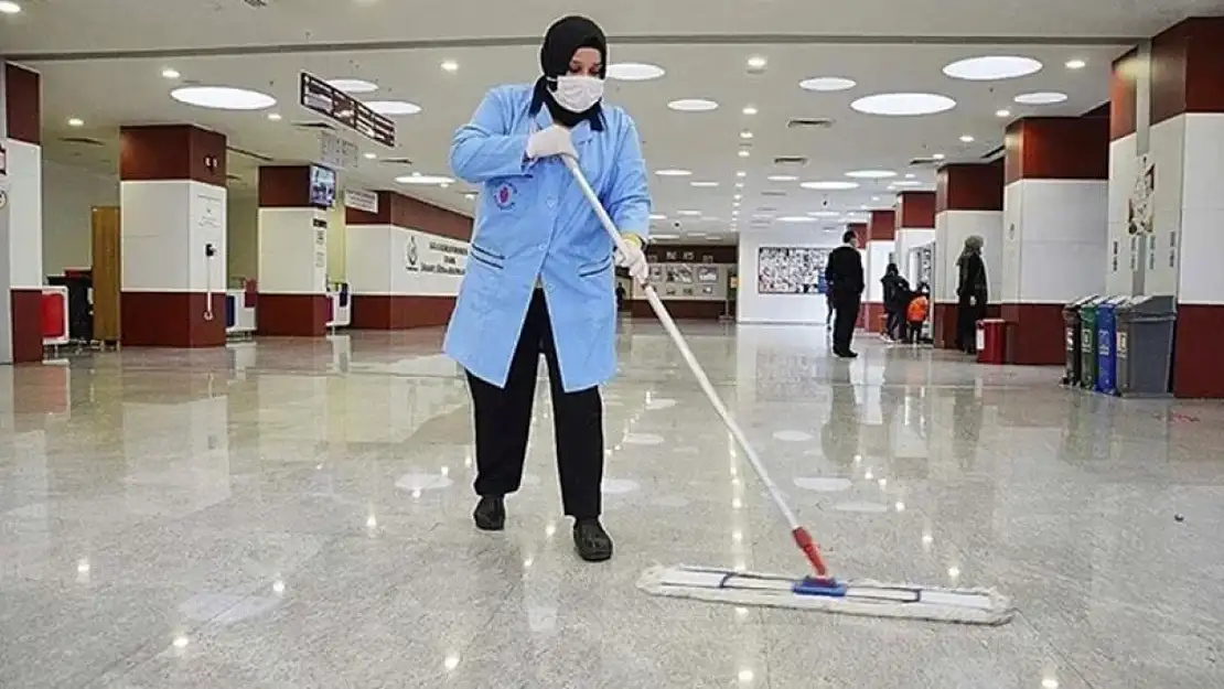 Okullara 120 bin hademe alımı yapılacak! Başvuru şartları ve tarih belli oldu