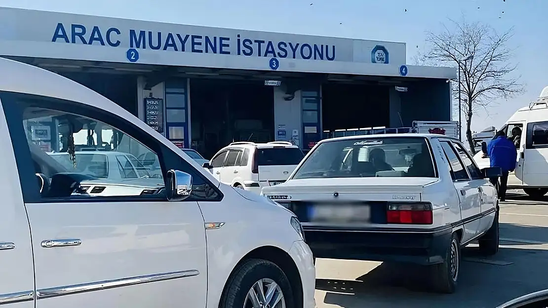 TÜVTÜRK araç muayene işlemlerinde sistem değişti! Geciktirenlerden artık otomatik..
