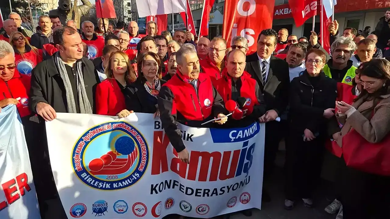 Birleşik Kamu-İş'ten Memur Maaşları İçin 7 Maddelik Talep Listesi