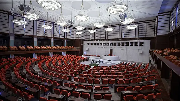 30 milletvekili istifası ara seçim getirir mi?