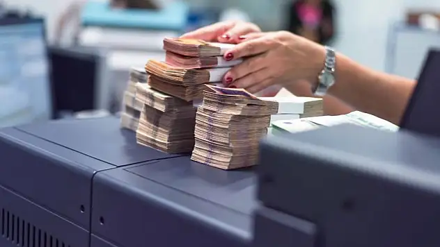 Banka hesabında parası olanlar yıllar sonra bir ilk yaşandı