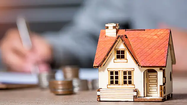 Evi satıp faize yatırmak mantıklı mı? Mert Başaran açıkladı