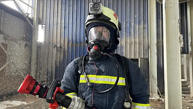 İBB'ye ikamet şartsız 2300 itfaiye eri alımı yapılacak