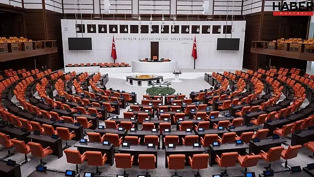 Makam Ekibine 44.800 TL Ek Zam: Halkın Memuruna Sıfır Zam