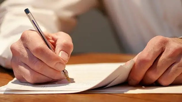 Memurlar 345 TL toplu sözleşme ikramiyesi alacak