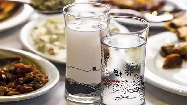 Rakı fiyatlarına 115 TL sigaraya 10 TL zam gelecek