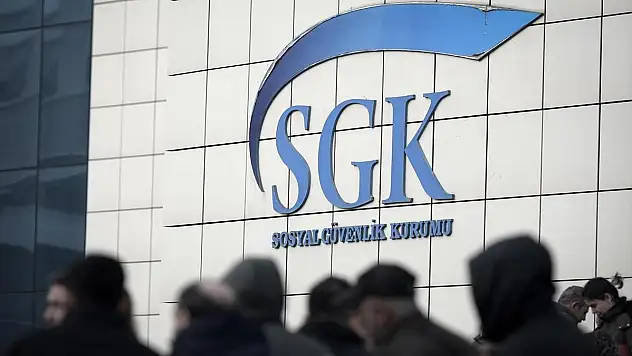 SGK'dan şok karar! 4 milyon SSK Bağkur emeklisi tek kuruş zam almayacak