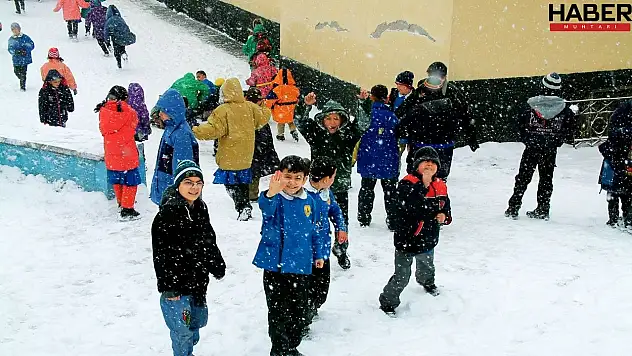 Son Dakika: 29 Aralık Pazartesi Kar Tatili Listesi Değişti: Yarın 9 İlde Okullar Tatil!