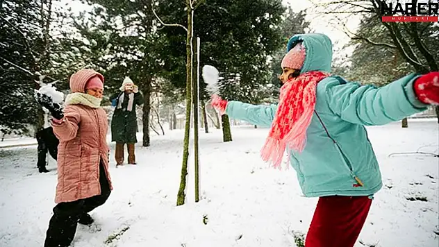 Valiliklerden Peş Peşe Açıklama: İşte 30 Aralık Salı Kar Tatili Olan İller