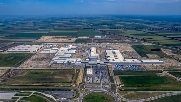 BMW'nin fabrikasını Türkler yapacak