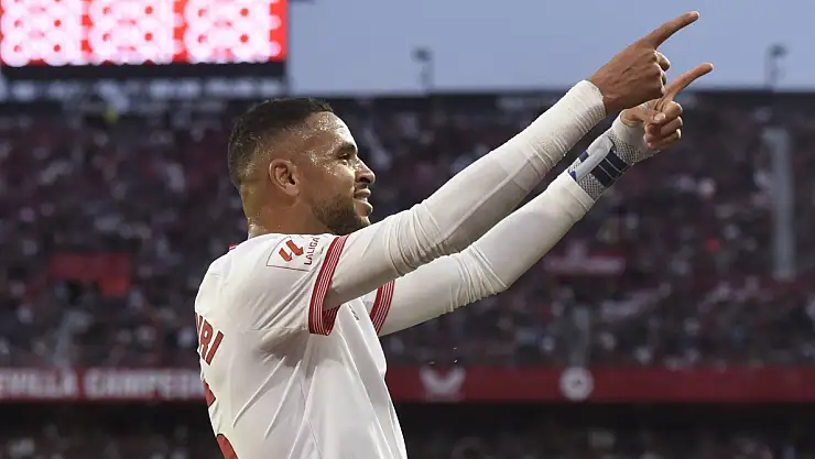 Youssef En-Nesyri 19,5 milyon euro bedelle Fenerbahçe'de