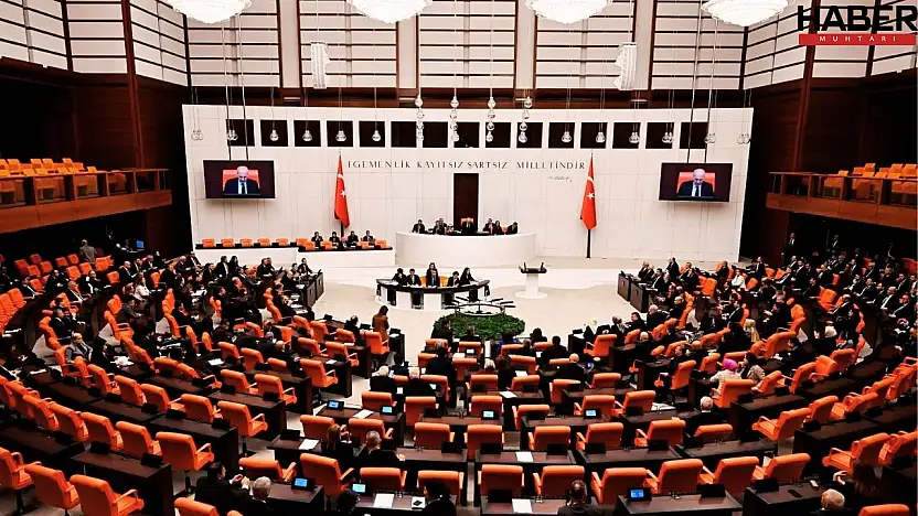 TBMM'de Bütçe Maratonu Kesintisiz Devam Ediyor: Hafta Sonu Kritik Bakanlıklar Masada!