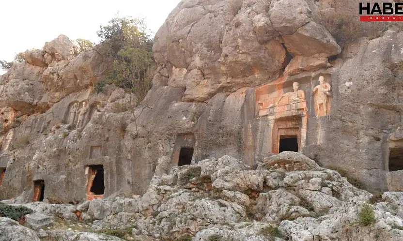 Erzincan'da Tarihi Keşif: Çanakçı Köyü'ndeki Kaya Mezarları Koruma Altına Alındı
